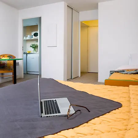 Adagio Access Paris Apartahotel 3*