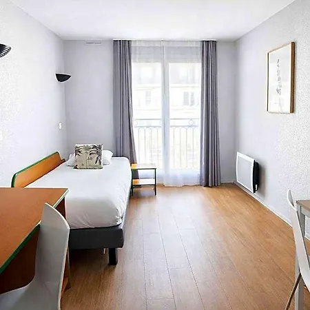 Adagio Access Paris