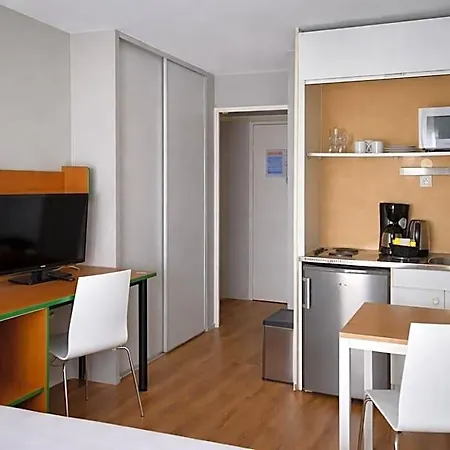 Adagio Access Paris
