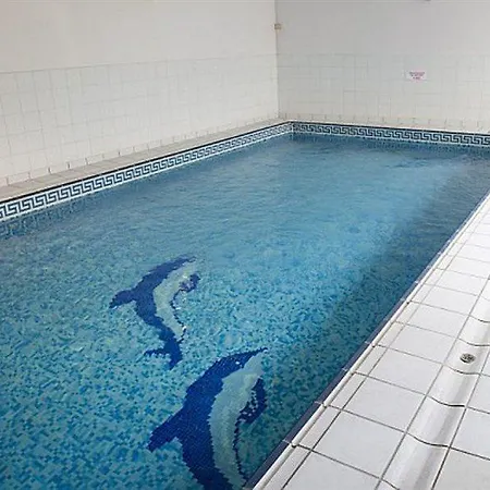 아파트호텔 아다지오 액세스 파리 메종-알포트 3*