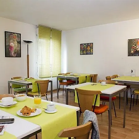 Adagio Access Paris