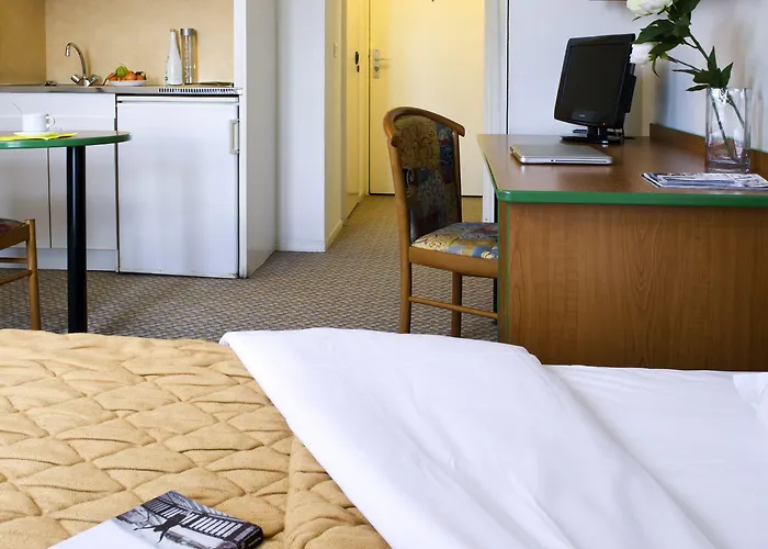 Adagio Access Paris Apart-hotel Maisons-Alfort